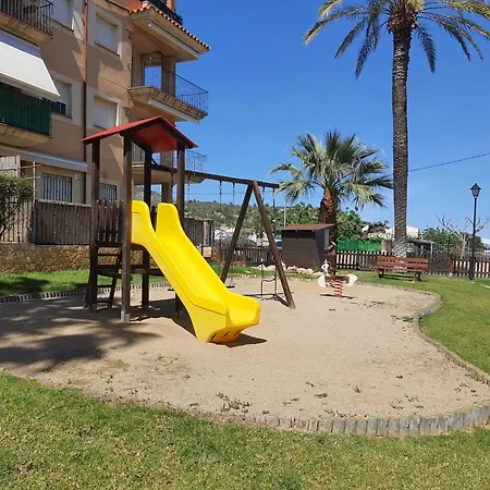 Apartament En La Playa De Les Cases De *